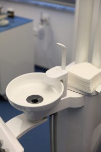 Pajisje dentare në Klinikën AlbDental