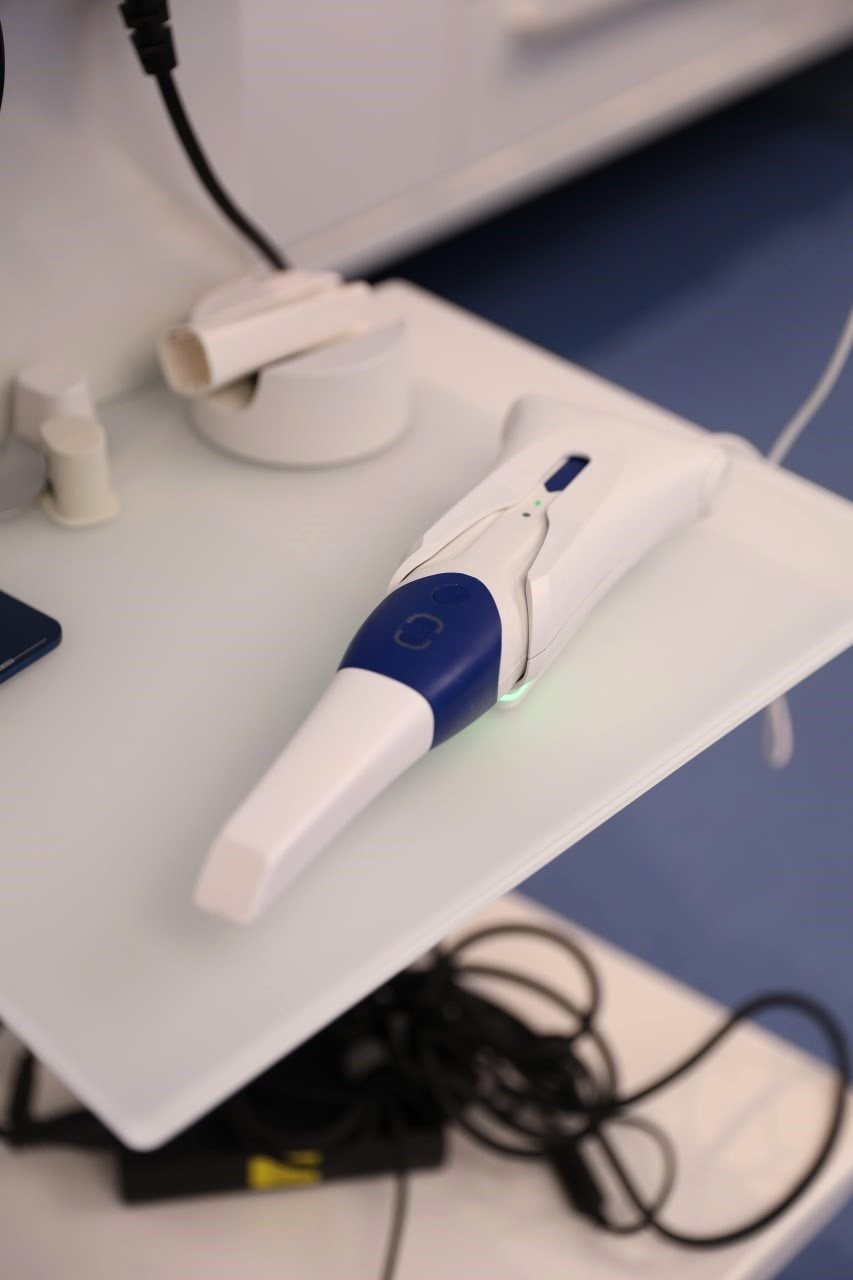 Pajisje dentare në Klinikën AlbDental