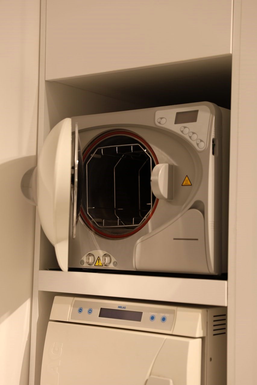 Sterilizimi i instrumenteve në Klinikën AlbDental