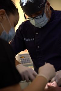 Trajtim dentar në Klinikën AlbDental