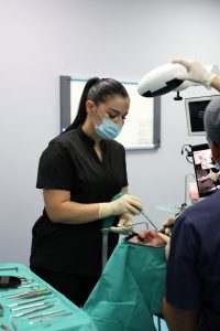 Kirurgji orale dhe implante në Klinikën AlbDental